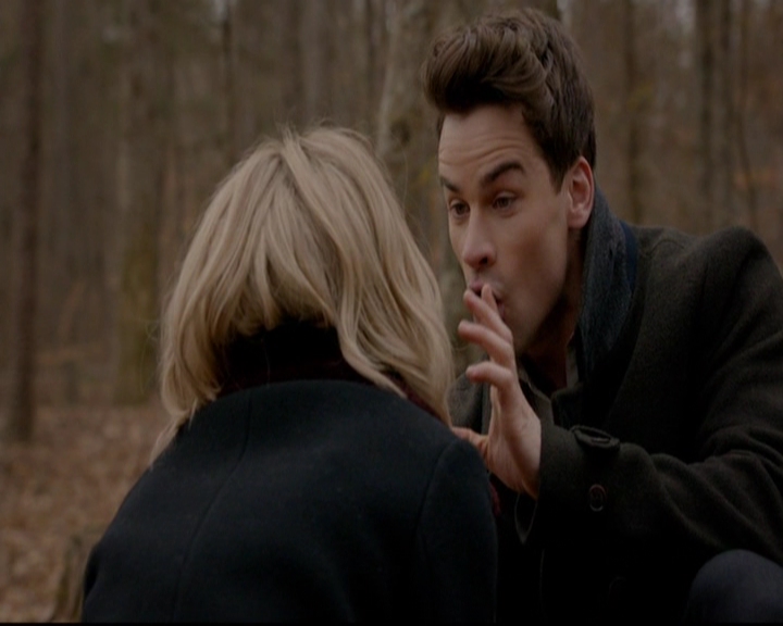VampireDiariesWorld-dot-nl_TheOriginals_3x17BehindTheBlackHorizon0568.jpg