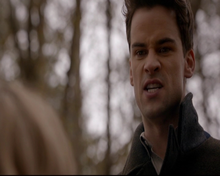 VampireDiariesWorld-dot-nl_TheOriginals_3x17BehindTheBlackHorizon0615.jpg
