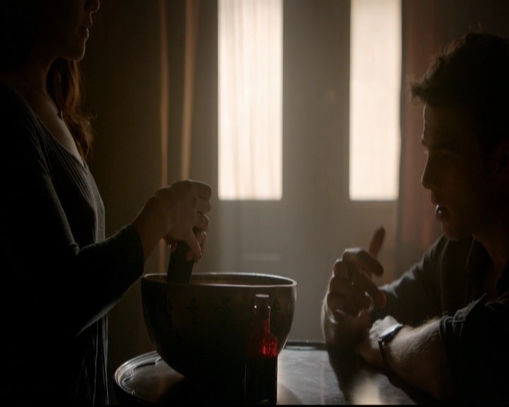 VampireDiariesWorld-dot-nl_TheOriginals_3x17BehindTheBlackHorizon1155.jpg