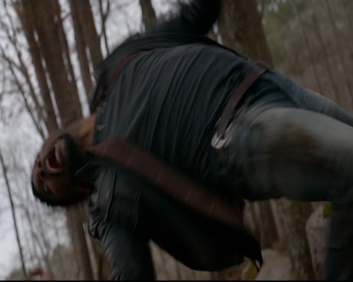 VampireDiariesWorld-dot-nl_TheOriginals_3x17BehindTheBlackHorizon1237.jpg