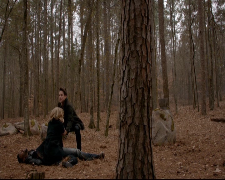 VampireDiariesWorld-dot-nl_TheOriginals_3x17BehindTheBlackHorizon1256.jpg