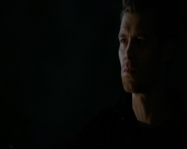 VampireDiariesWorld-dot-nl_TheOriginals_3x17BehindTheBlackHorizon2037.jpg