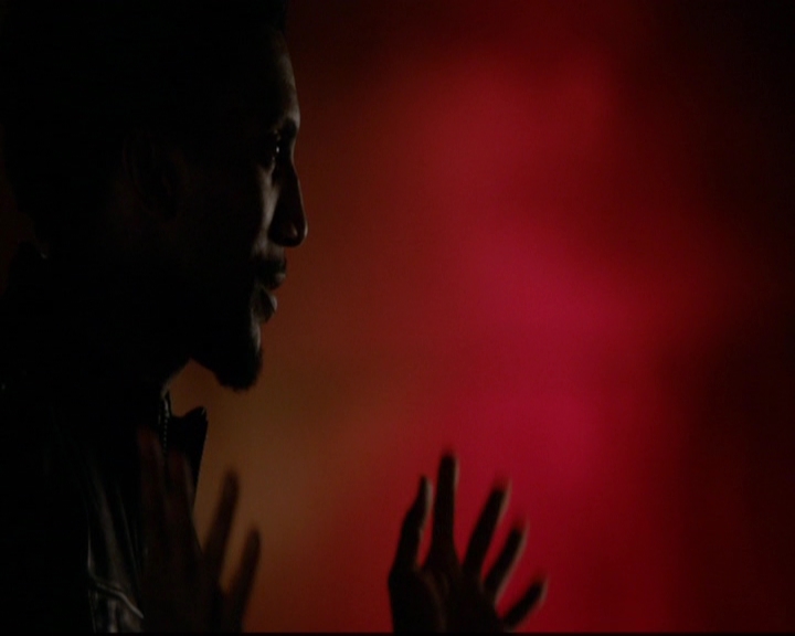 VampireDiariesWorld-dot-nl_TheOriginals_3x17BehindTheBlackHorizon2110.jpg VampireDiariesWorld-dot-nl_TheOriginals_3x17BehindTheBlackHorizon2110.jpg