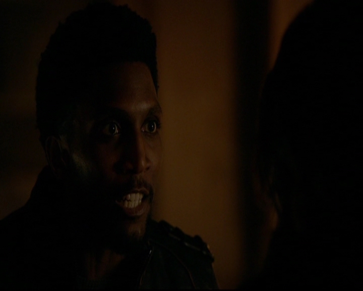 VampireDiariesWorld-dot-nl_TheOriginals_3x17BehindTheBlackHorizon2132.jpg