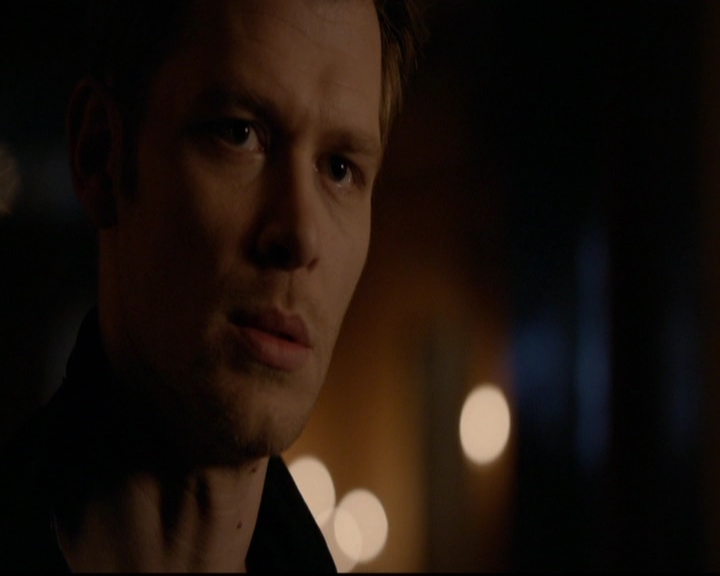 VampireDiariesWorld-dot-nl_TheOriginals_3x17BehindTheBlackHorizon2218.jpg