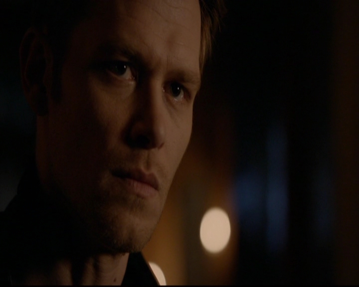 VampireDiariesWorld-dot-nl_TheOriginals_3x17BehindTheBlackHorizon2219.jpg