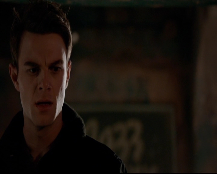 VampireDiariesWorld-dot-nl_TheOriginals_3x18TheDevilComesHereAndSighs0250.jpg
