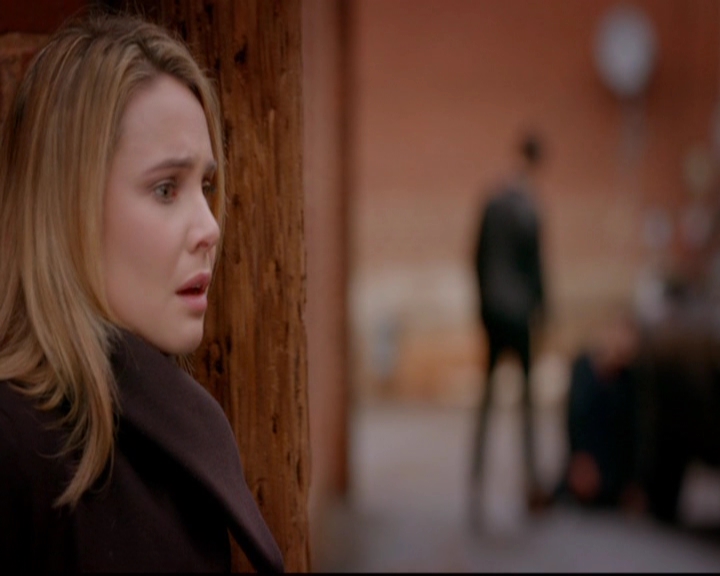 VampireDiariesWorld-dot-nl_TheOriginals_3x18TheDevilComesHereAndSighs0466.jpg