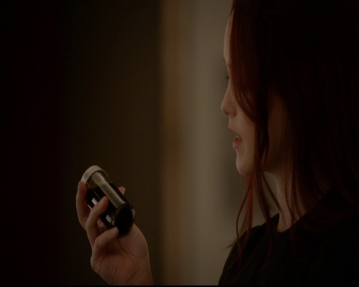 VampireDiariesWorld-dot-nl_TheOriginals_3x18TheDevilComesHereAndSighs0701.jpg