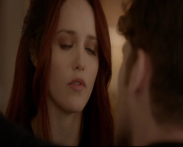 VampireDiariesWorld-dot-nl_TheOriginals_3x18TheDevilComesHereAndSighs0925.jpg