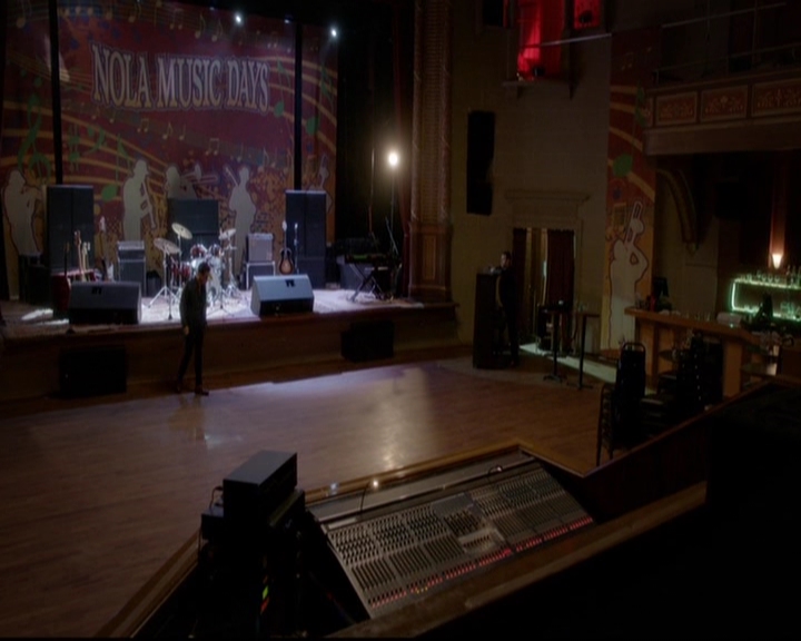 VampireDiariesWorld-dot-nl_TheOriginals_3x18TheDevilComesHereAndSighs1266.jpg