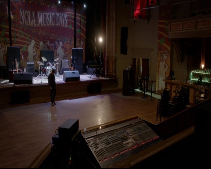 VampireDiariesWorld-dot-nl_TheOriginals_3x18TheDevilComesHereAndSighs1267.jpg