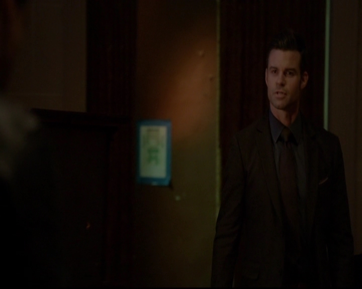 VampireDiariesWorld-dot-nl_TheOriginals_3x18TheDevilComesHereAndSighs1302.jpg