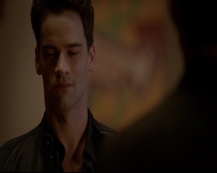 VampireDiariesWorld-dot-nl_TheOriginals_3x18TheDevilComesHereAndSighs1314.jpg
