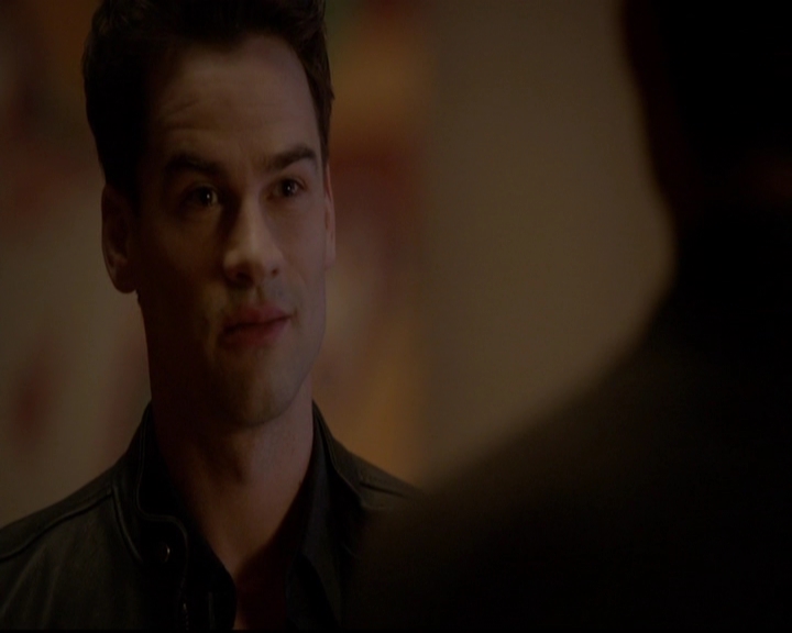 VampireDiariesWorld-dot-nl_TheOriginals_3x18TheDevilComesHereAndSighs1321.jpg