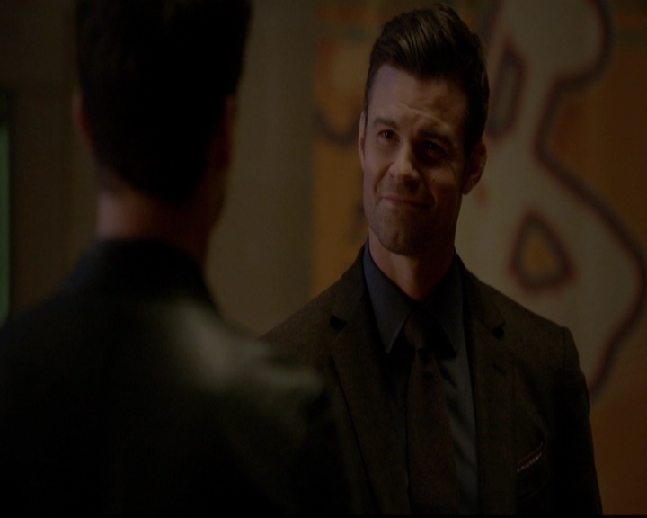 VampireDiariesWorld-dot-nl_TheOriginals_3x18TheDevilComesHereAndSighs1322.jpg