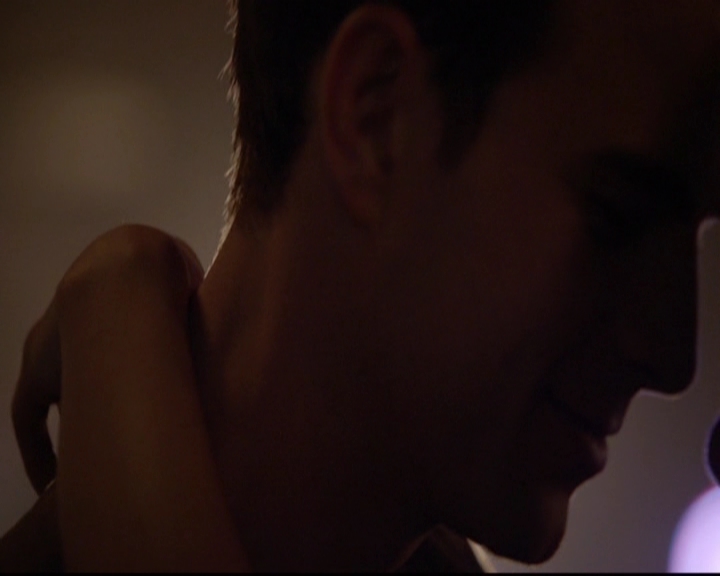 VampireDiariesWorld-dot-nl_TheOriginals_3x18TheDevilComesHereAndSighs1331.jpg