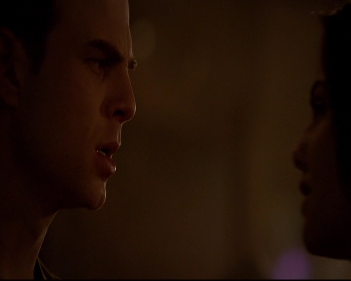 VampireDiariesWorld-dot-nl_TheOriginals_3x18TheDevilComesHereAndSighs1346.jpg
