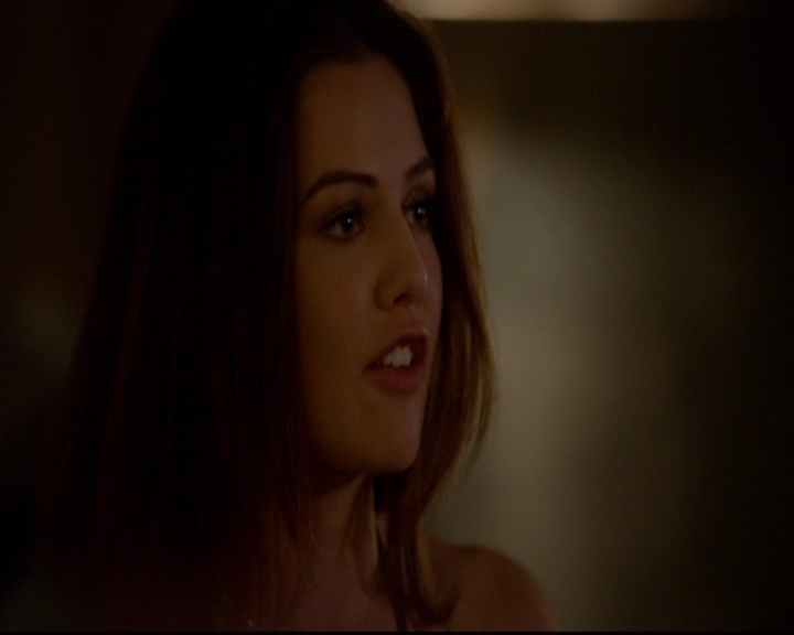 VampireDiariesWorld-dot-nl_TheOriginals_3x18TheDevilComesHereAndSighs1372.jpg