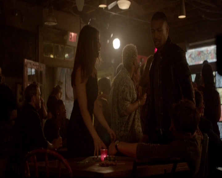 VampireDiariesWorld-dot-nl_TheOriginals_3x18TheDevilComesHereAndSighs1377.jpg
