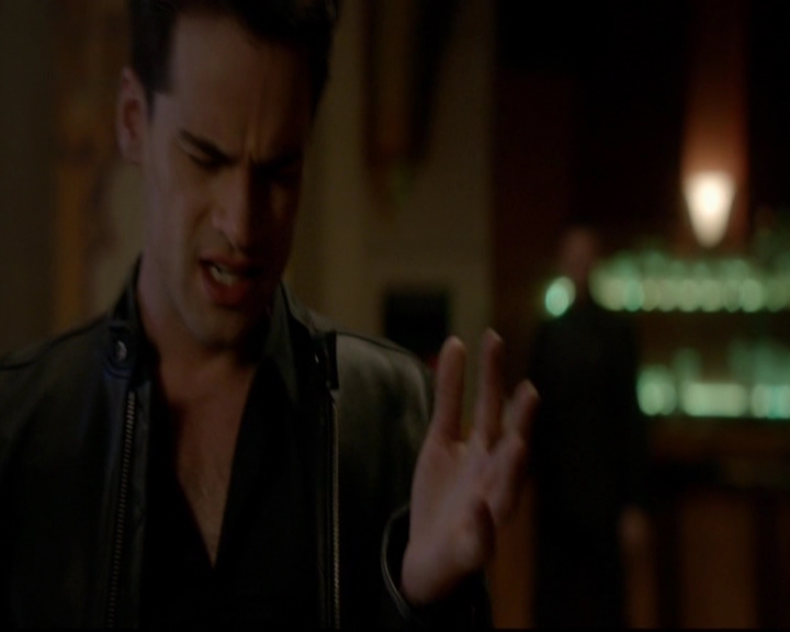 VampireDiariesWorld-dot-nl_TheOriginals_3x18TheDevilComesHereAndSighs1397.jpg