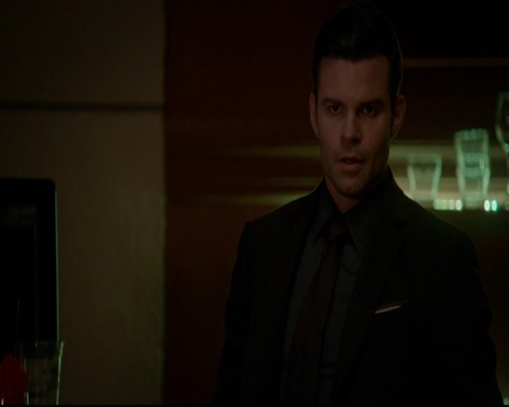 VampireDiariesWorld-dot-nl_TheOriginals_3x18TheDevilComesHereAndSighs1400.jpg
