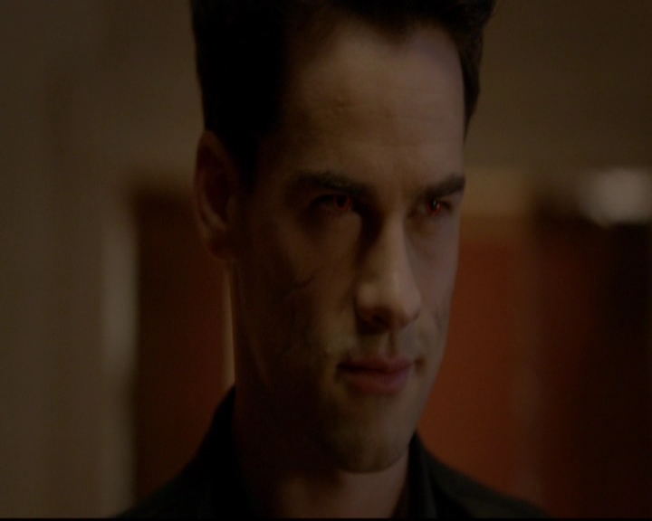 VampireDiariesWorld-dot-nl_TheOriginals_3x18TheDevilComesHereAndSighs1403.jpg