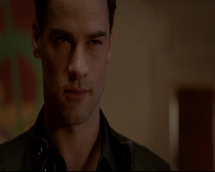 VampireDiariesWorld-dot-nl_TheOriginals_3x18TheDevilComesHereAndSighs1406.jpg