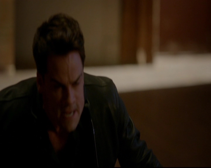 VampireDiariesWorld-dot-nl_TheOriginals_3x18TheDevilComesHereAndSighs1419.jpg