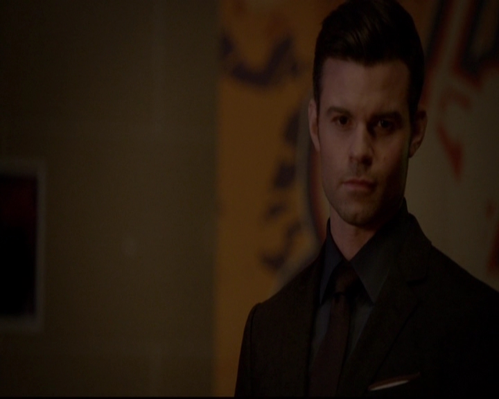 VampireDiariesWorld-dot-nl_TheOriginals_3x18TheDevilComesHereAndSighs1424.jpg