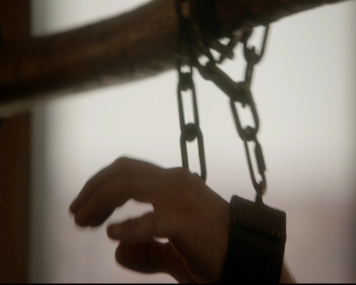 VampireDiariesWorld-dot-nl_TheOriginals_3x18TheDevilComesHereAndSighs1439.jpg