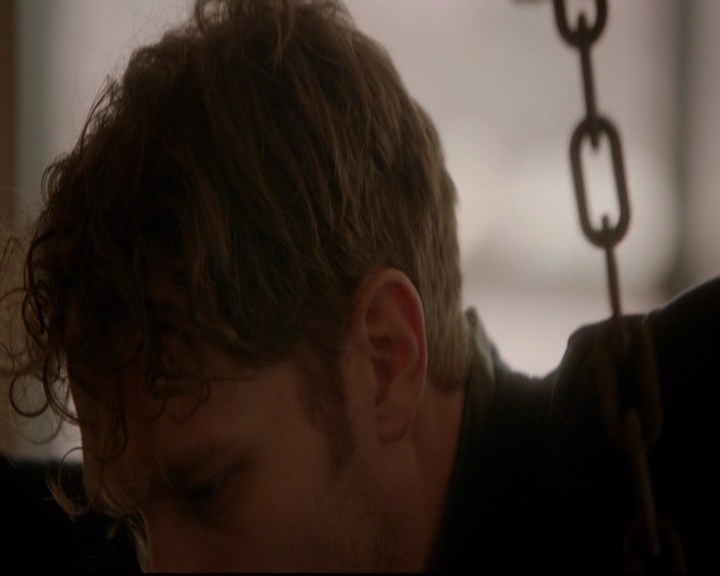 VampireDiariesWorld-dot-nl_TheOriginals_3x18TheDevilComesHereAndSighs1441.jpg