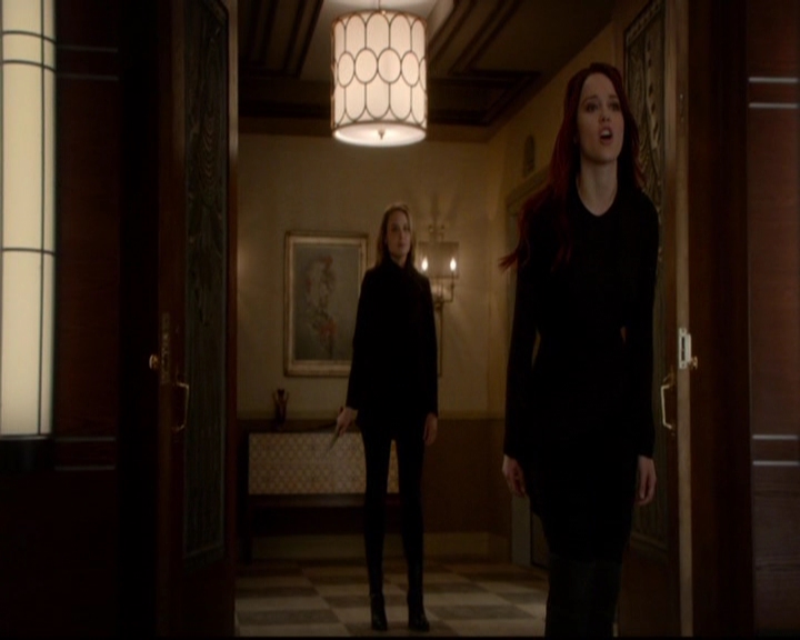 VampireDiariesWorld-dot-nl_TheOriginals_3x18TheDevilComesHereAndSighs1511.jpg