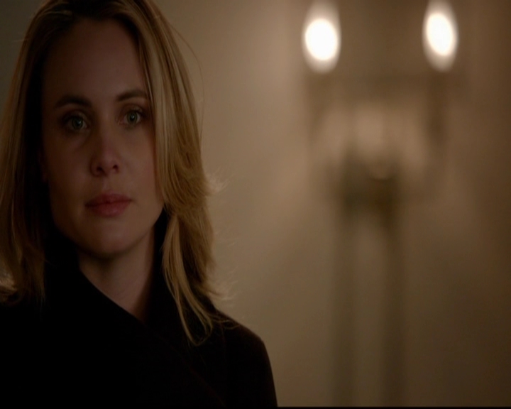 VampireDiariesWorld-dot-nl_TheOriginals_3x18TheDevilComesHereAndSighs1823.jpg