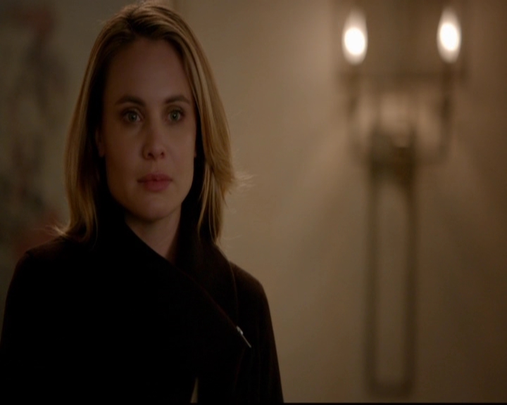 VampireDiariesWorld-dot-nl_TheOriginals_3x18TheDevilComesHereAndSighs1827.jpg