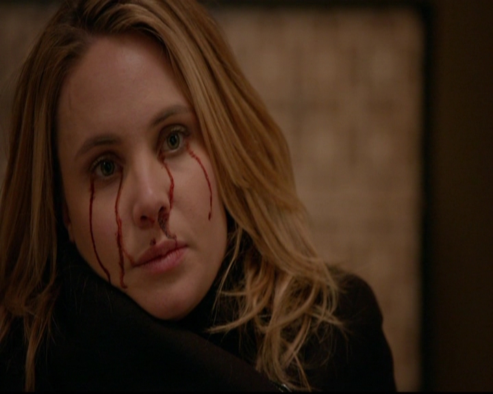 VampireDiariesWorld-dot-nl_TheOriginals_3x18TheDevilComesHereAndSighs1936.jpg