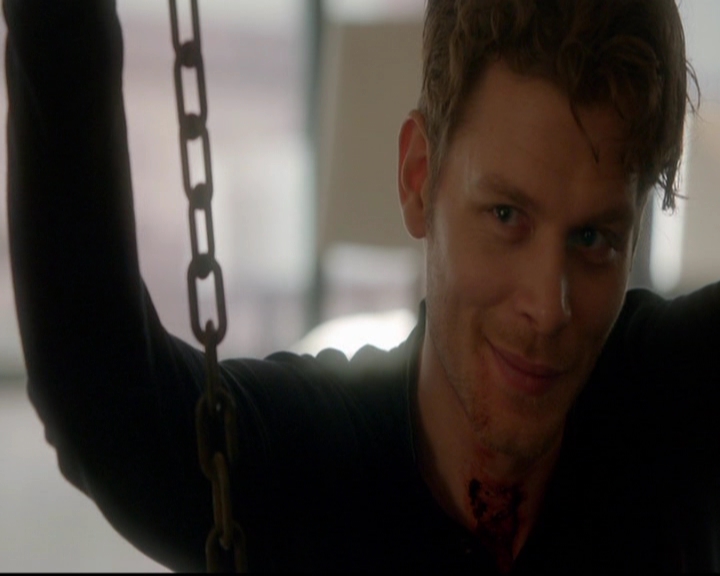 VampireDiariesWorld-dot-nl_TheOriginals_3x18TheDevilComesHereAndSighs1939.jpg