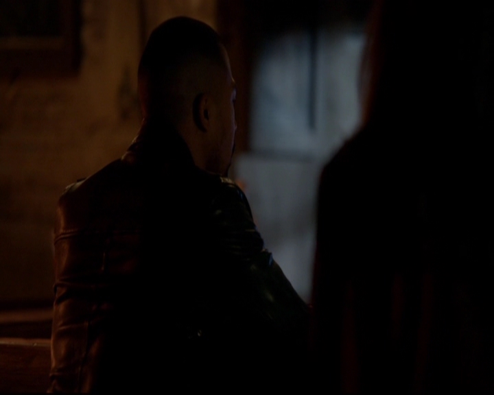 VampireDiariesWorld-dot-nl_TheOriginals_3x18TheDevilComesHereAndSighs1956.jpg