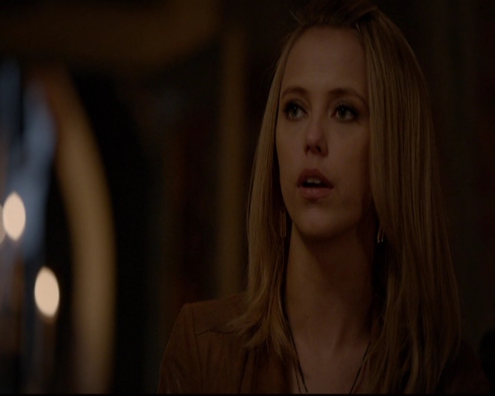 VampireDiariesWorld-dot-nl_TheOriginals_3x18TheDevilComesHereAndSighs2111.jpg