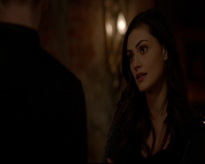 VampireDiariesWorld-dot-nl_TheOriginals_3x18TheDevilComesHereAndSighs2125.jpg
