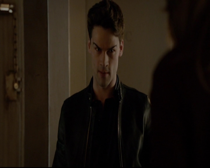 VampireDiariesWorld-dot-nl_TheOriginals_3x18TheDevilComesHereAndSighs2199.jpg