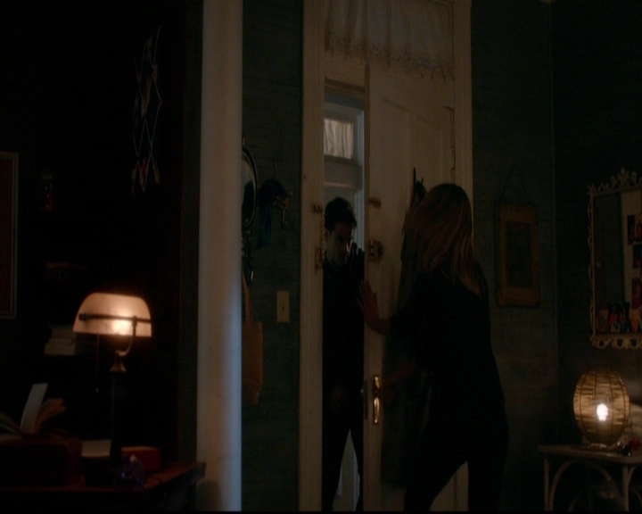 VampireDiariesWorld-dot-nl_TheOriginals_3x18TheDevilComesHereAndSighs2215.jpg