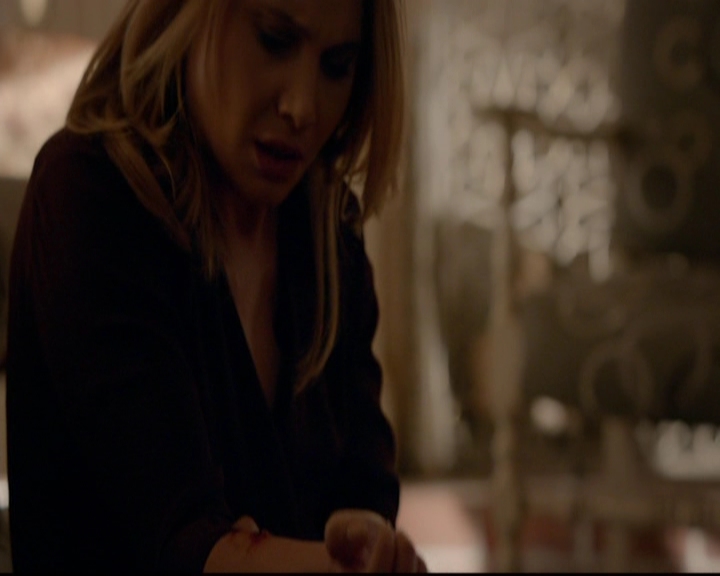 VampireDiariesWorld-dot-nl_TheOriginals_3x19NoMoreHeartbreaks0052.jpg VampireDiariesWorld-dot-nl_TheOriginals_3x19NoMoreHeartbreaks0052.jpg