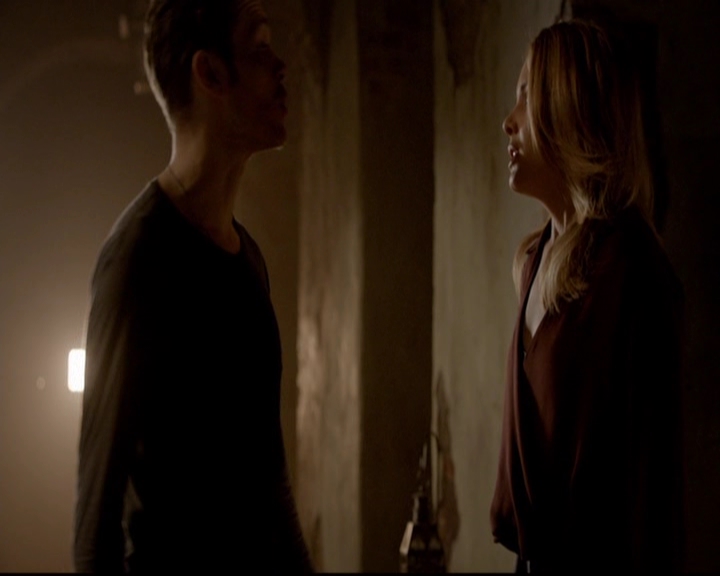 VampireDiariesWorld-dot-nl_TheOriginals_3x19NoMoreHeartbreaks0121.jpg