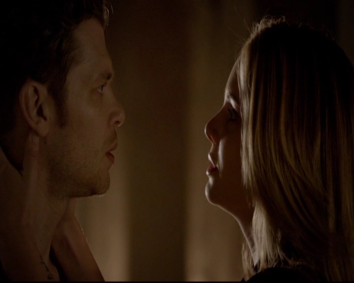 VampireDiariesWorld-dot-nl_TheOriginals_3x19NoMoreHeartbreaks0142.jpg
