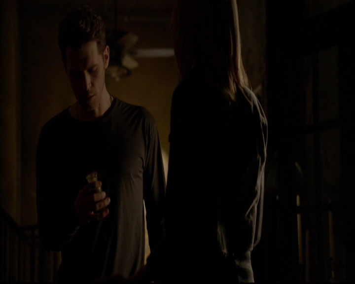 VampireDiariesWorld-dot-nl_TheOriginals_3x19NoMoreHeartbreaks0461.jpg