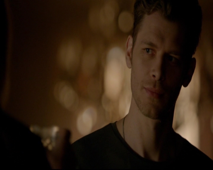 VampireDiariesWorld-dot-nl_TheOriginals_3x19NoMoreHeartbreaks0540.jpg