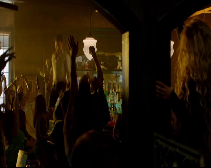 VampireDiariesWorld-dot-nl_TheOriginals_3x19NoMoreHeartbreaks0720.jpg