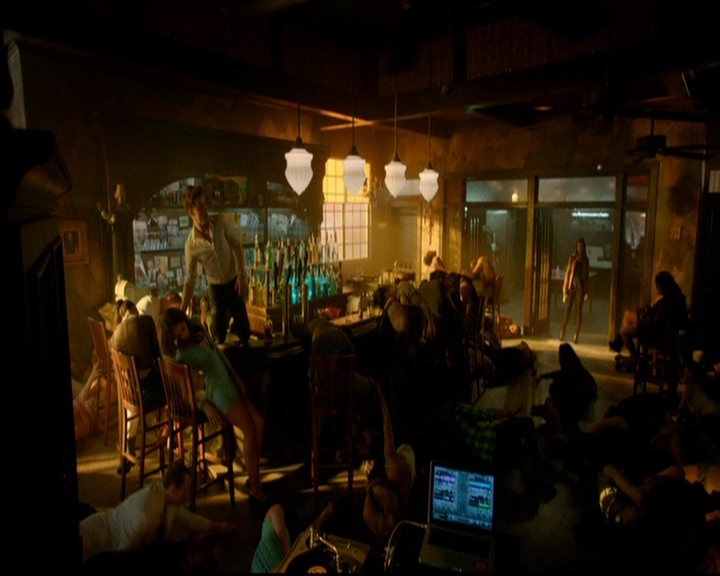 VampireDiariesWorld-dot-nl_TheOriginals_3x19NoMoreHeartbreaks0745.jpg VampireDiariesWorld-dot-nl_TheOriginals_3x19NoMoreHeartbreaks0745.jpg