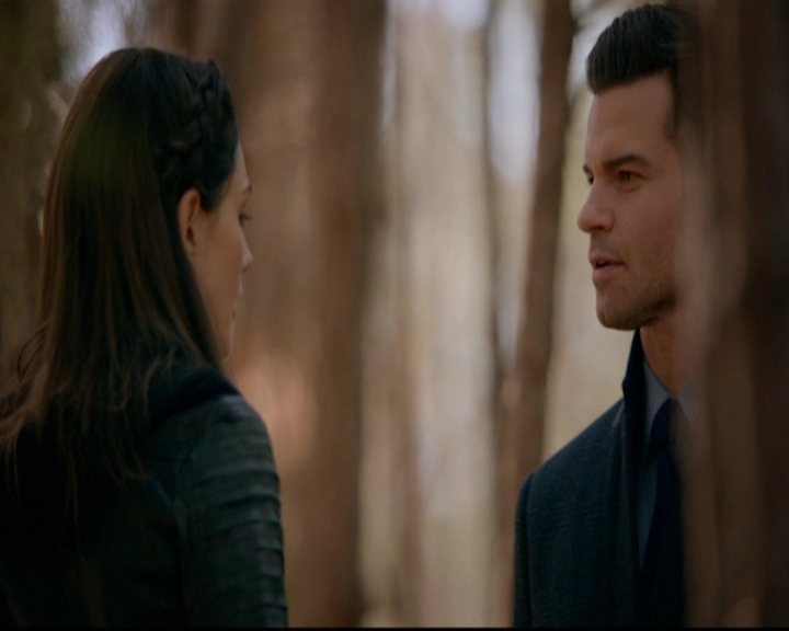 VampireDiariesWorld-dot-nl_TheOriginals_3x19NoMoreHeartbreaks0975.jpg